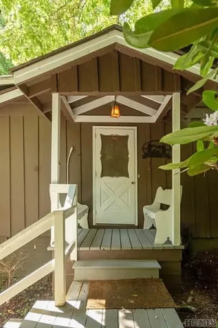 376 Wingina Place Highlands NC 28741