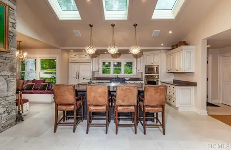 105 Hickory Ridge Road Scaly Mountain NC 28741