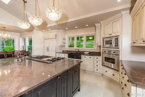 105 Hickory Ridge Road Scaly Mountain NC 28741