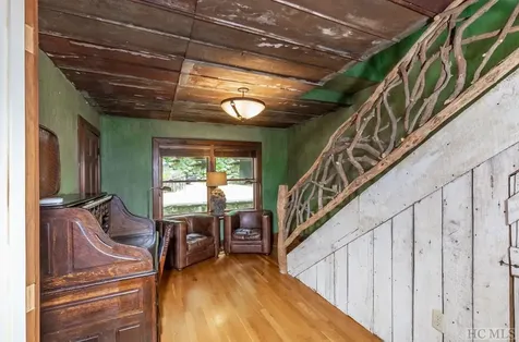 105 Hickory Ridge Road Scaly Mountain NC 28741