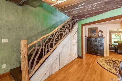 105 Hickory Ridge Road Scaly Mountain NC 28741