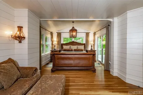 105 Hickory Ridge Road Scaly Mountain NC 28741