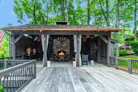 105 Hickory Ridge Road Scaly Mountain NC 28741