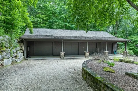 105 Hickory Ridge Road Scaly Mountain NC 28741