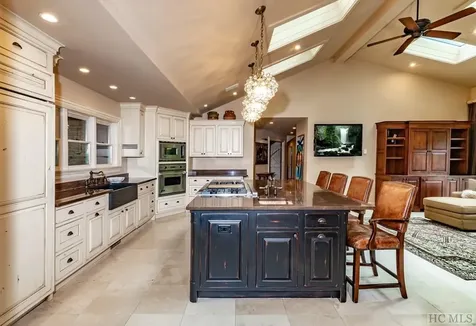105 Hickory Ridge Road Scaly Mountain NC 28741