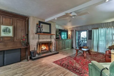 98 Dogwood Knob Lane Sapphire NC 28774