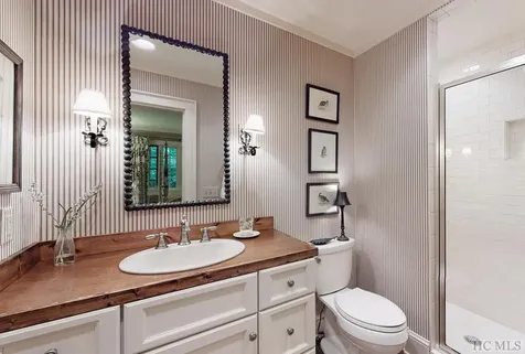 1065 Claire Lane Highlands NC 28741