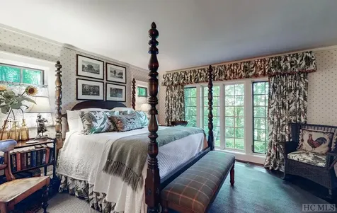 1065 Claire Lane Highlands NC 28741