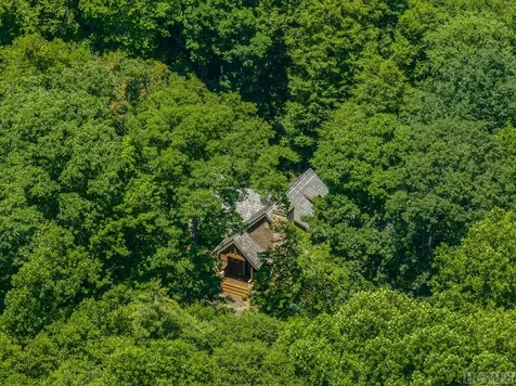 1028 Links Drive Cashiers NC 28717