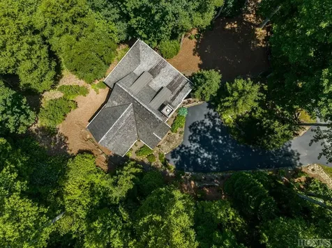 1028 Links Drive Cashiers NC 28717