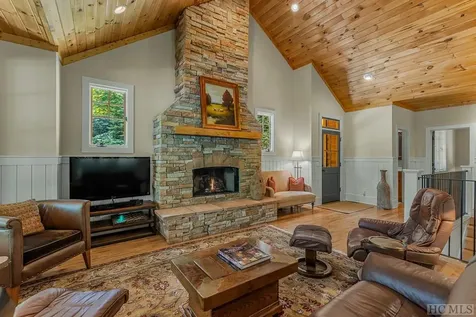 1028 Links Drive Cashiers NC 28717