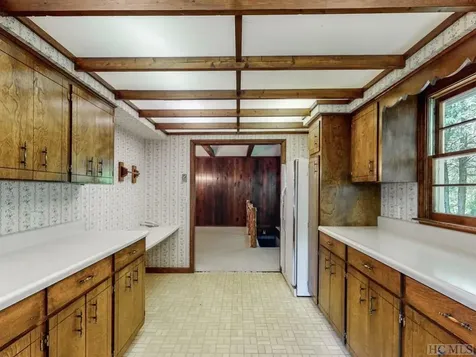 80 Wake Robin Drive Scaly Mountain NC 28775