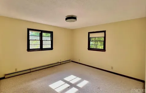 80 Wake Robin Drive Scaly Mountain NC 28775