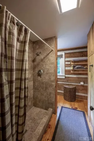 1524 Mccall Road Cashiers NC 28717