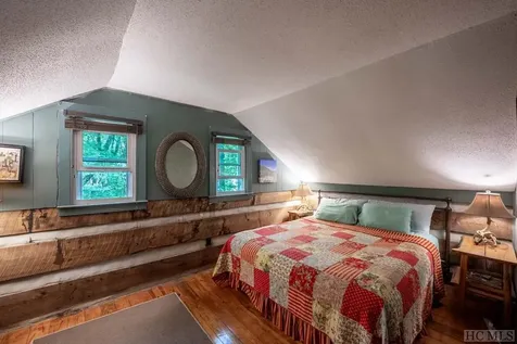 1524 Mccall Road Cashiers NC 28717