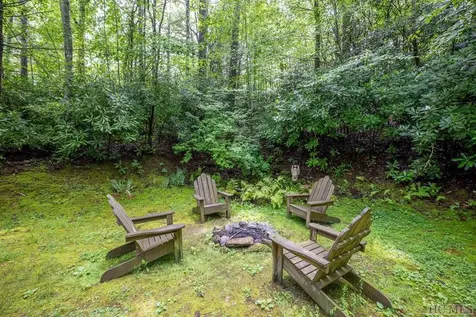 1524 Mccall Road Cashiers NC 28717