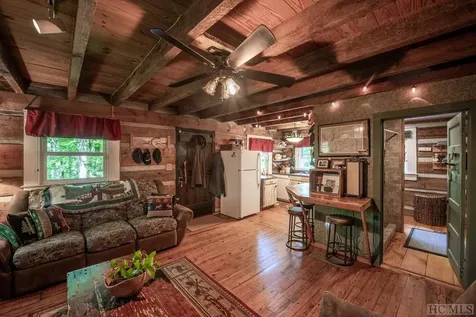 1524 Mccall Road Cashiers NC 28717