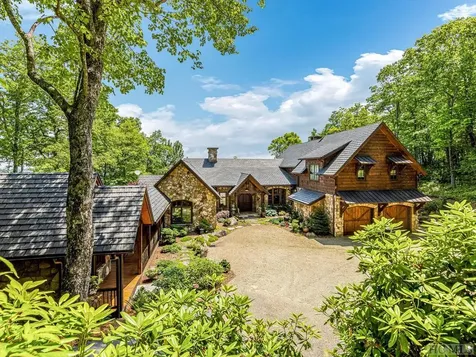 1914 Toxaway Drive Lake Toxaway NC 28747