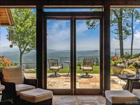 1914 Toxaway Drive Lake Toxaway NC 28747