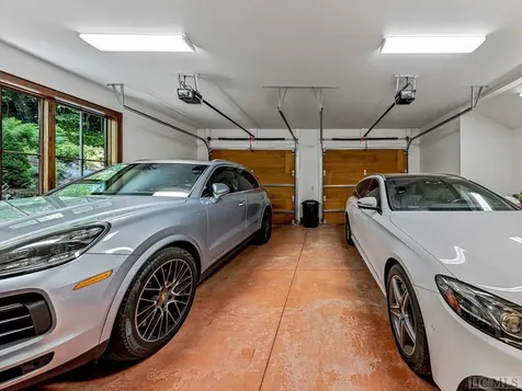 1914 Toxaway Drive Lake Toxaway NC 28747