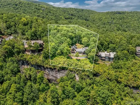 1914 Toxaway Drive Lake Toxaway NC 28747