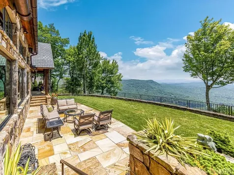 1914 Toxaway Drive Lake Toxaway NC 28747