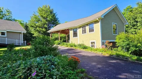 4498 Big Ridge Road Glenville NC 28736