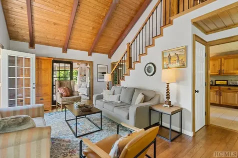 4498 Big Ridge Road Glenville NC 28736