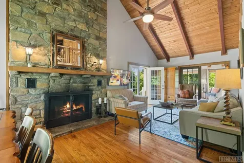 4498 Big Ridge Road Glenville NC 28736