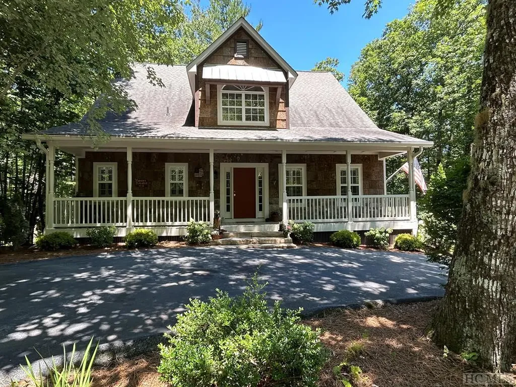 197 Sourwood Court Sapphire NC 28774