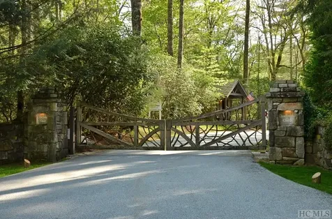 27 Wicket Way Cashiers NC 28717
