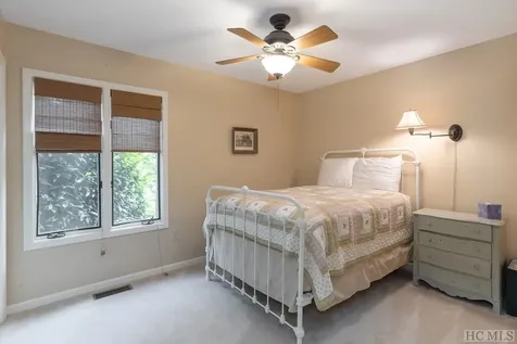 151 Reindeer Trail Cashiers NC 28717