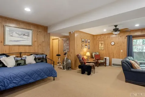 151 Reindeer Trail Cashiers NC 28717