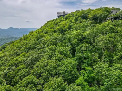 137 Teton Point Highlands NC 28741