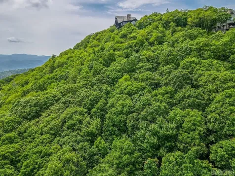 137 Teton Point Highlands NC 28741