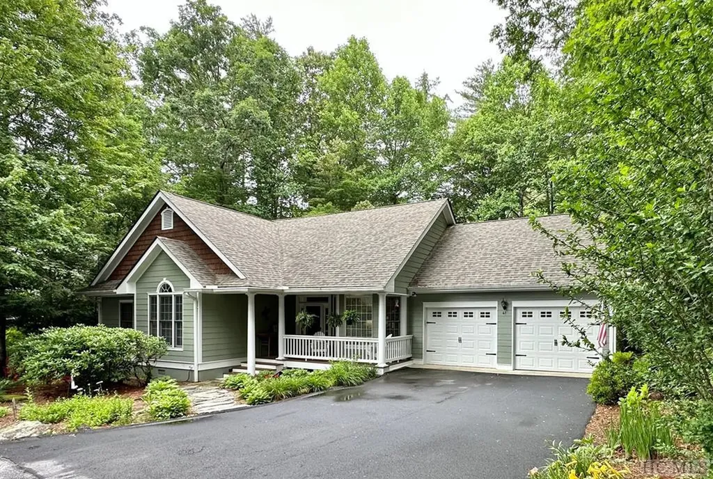 41 Stone Creek Crossing Drive Sapphire NC 28774