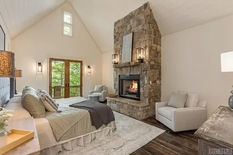 678 Parsons View Cashiers NC 28717