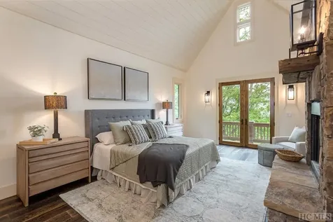 678 Parsons View Cashiers NC 28717