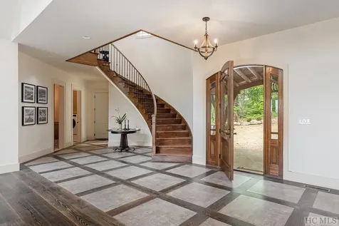 678 Parsons View Cashiers NC 28717