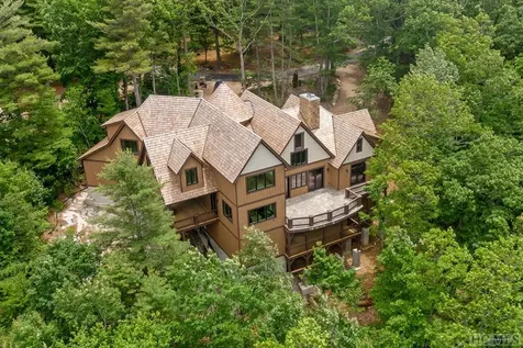678 Parsons View Cashiers NC 28717