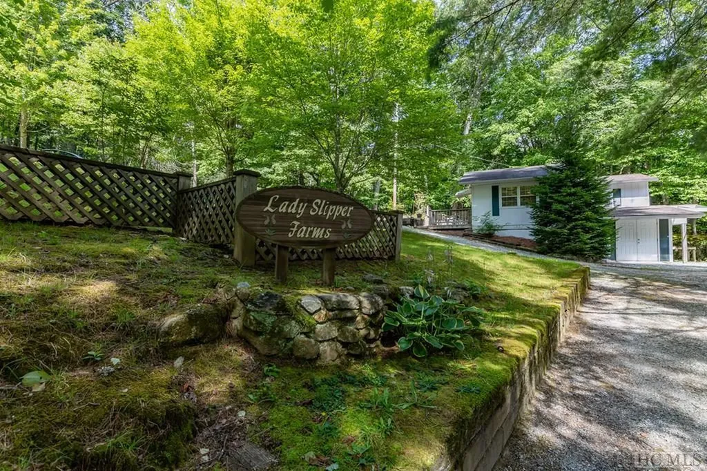 1465 Bee Tree Road Glenville NC 28736
