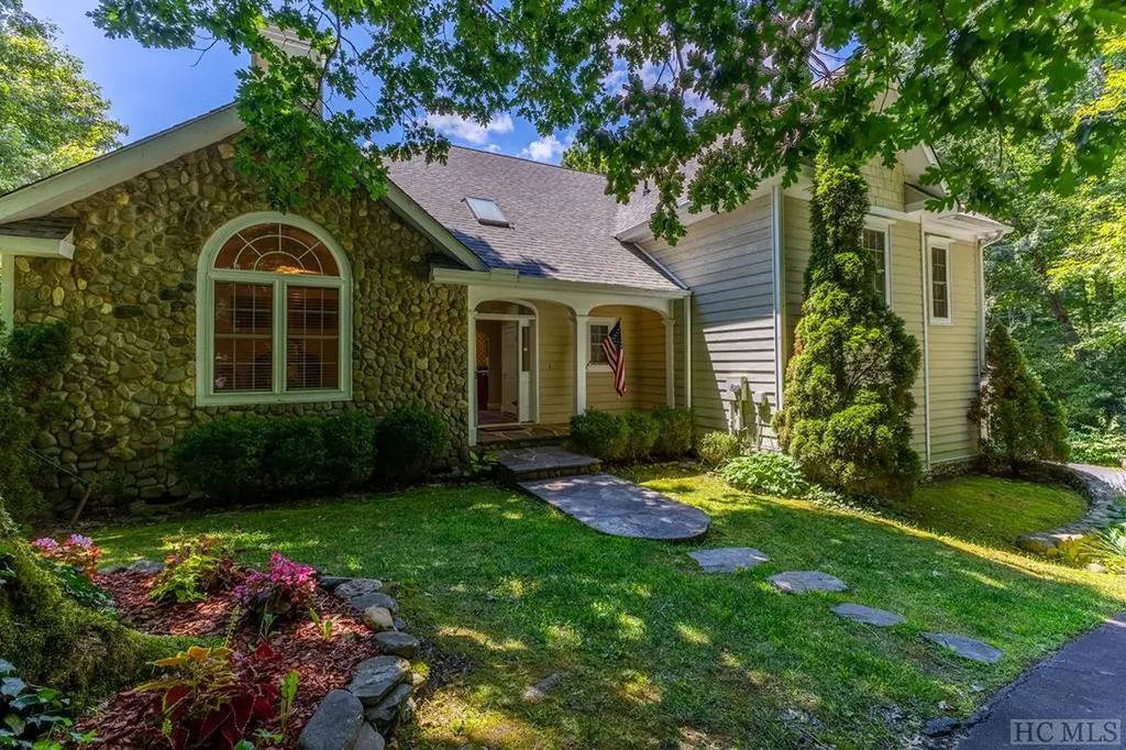 383 Deer Run Road Highlands NC 28741