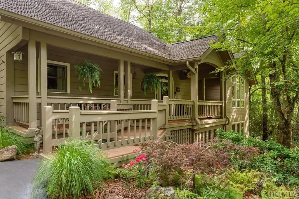 651 Winding Creek Road Sapphire NC 28744