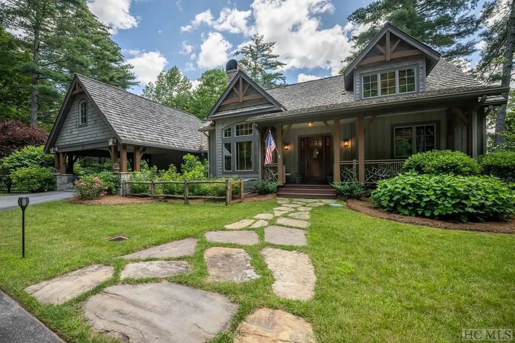 164 Crestline Drive Cashiers NC 28717