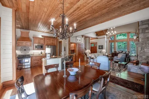 164 Crestline Drive Cashiers NC 28717