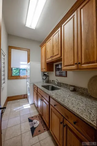 164 Crestline Drive Cashiers NC 28717