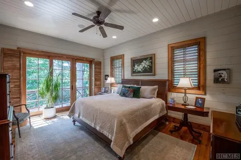 164 Crestline Drive Cashiers NC 28717