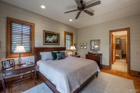 164 Crestline Drive Cashiers NC 28717