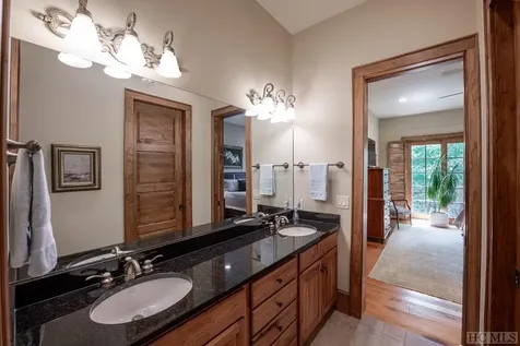 164 Crestline Drive Cashiers NC 28717