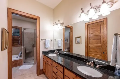 164 Crestline Drive Cashiers NC 28717